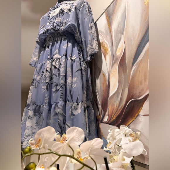 Flower dressed in blue - Picture 4 of 4